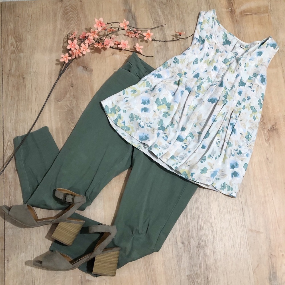 LC Lauren Conrad Sleeveless Watercolor Top XSmall